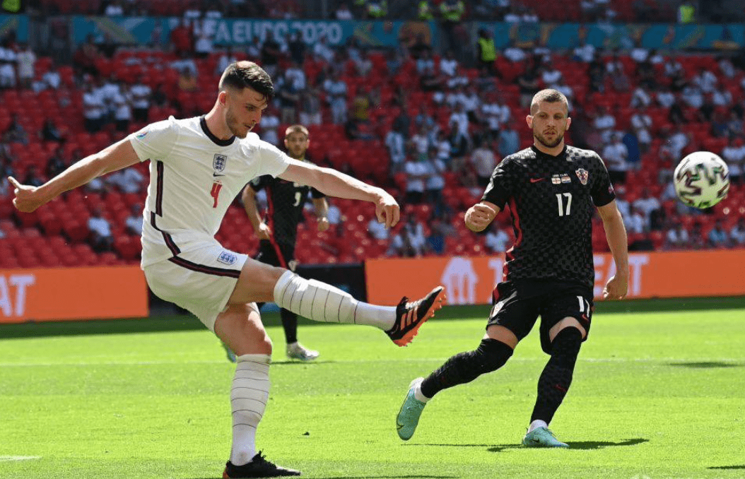 欧洲杯：英格兰2-1战胜克罗地亚取得开门红